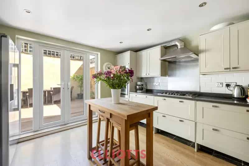 5 Bedroom Terraced House for Sale Near Preston Park Station