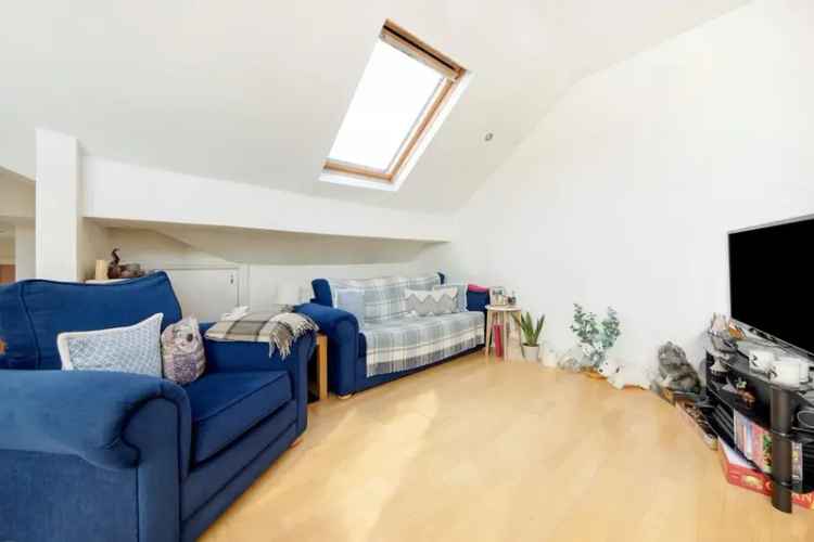 1 Bedroom Flat House to Rent near Clapham South Station