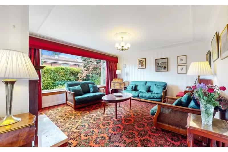 3 Bed Detached House Bishopton 2 Reception Rooms