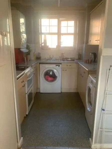 Flat For Rent in Coventry, England