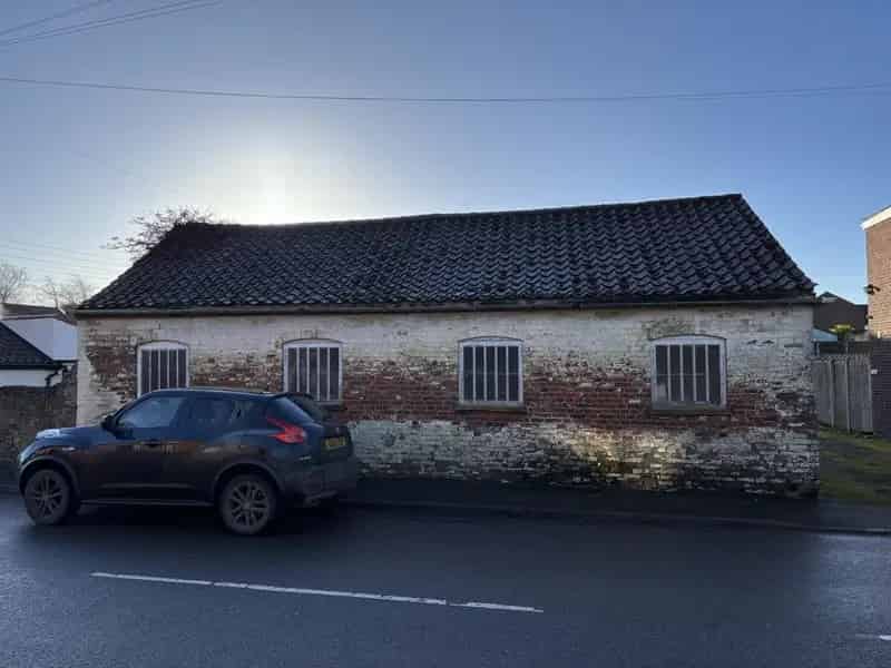 Planning Permission Granted: Three Houses, North Lincolnshire Village