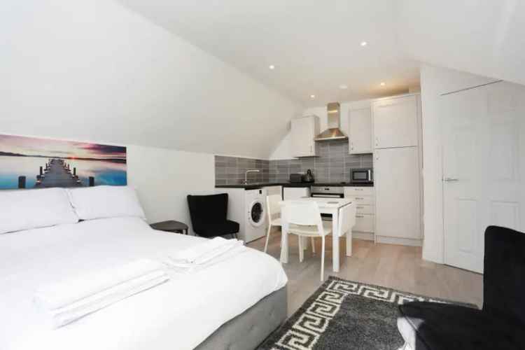 Bournemouth Town Centre Studio Flat - Students Welcome