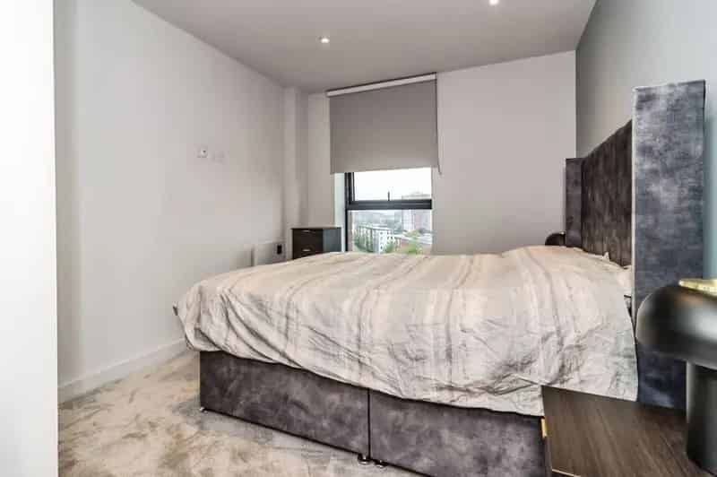 2 Bedroom Flat for Sale Salford M5