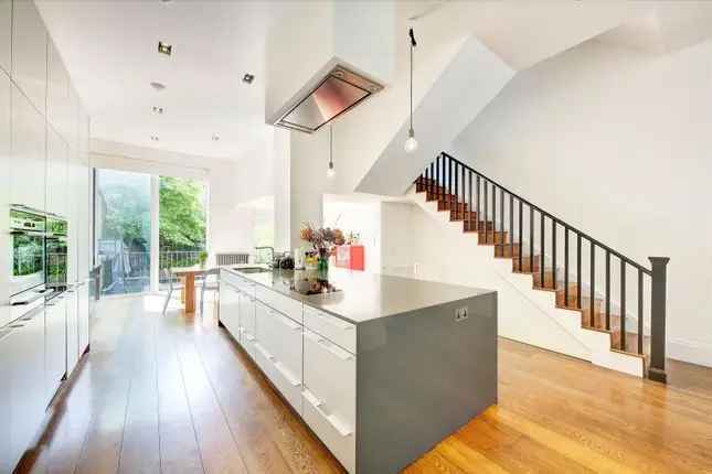 Terraced house for sale in Hollywood Road, London SW10