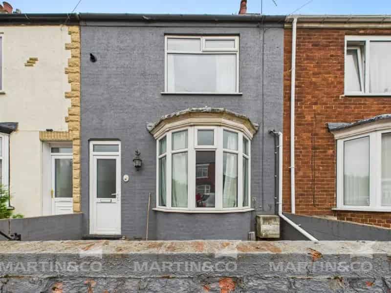 2 bedroom House
 For Sale