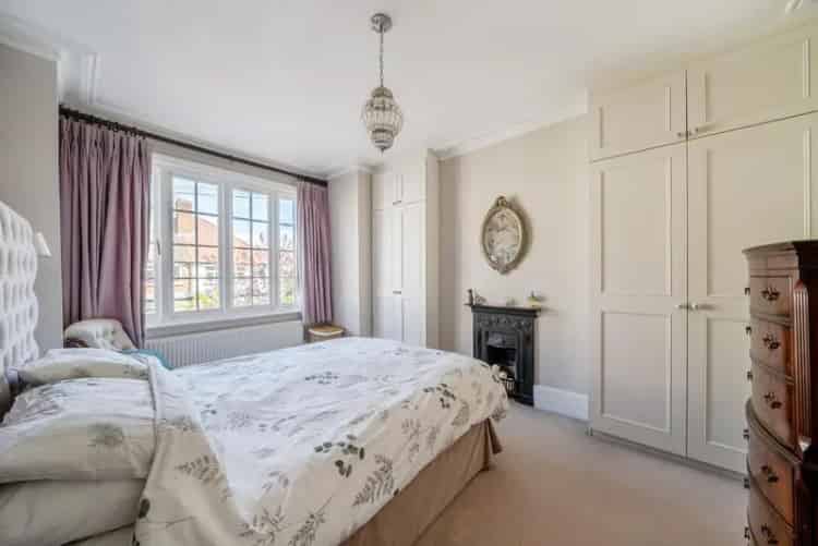 Four Double Bedroom Edwardian House Wimbledon