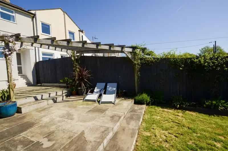 3 Bedroom End Terrace House for Sale
