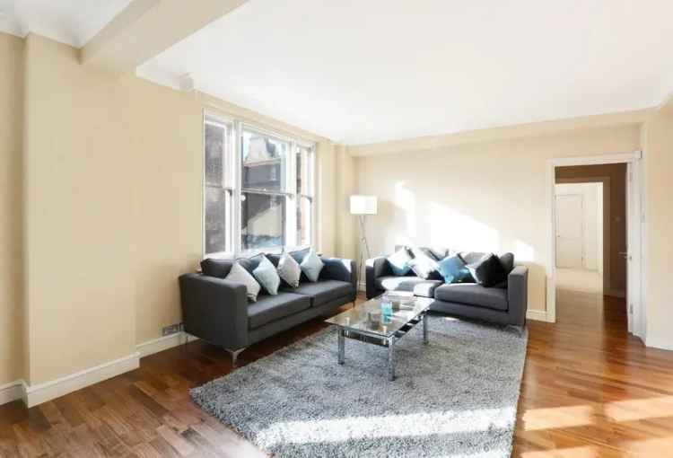 3 Bedroom Flat To Let in London - 1120 SQ FT