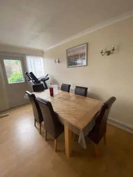 Three Bedroom House Near Schools and Parks