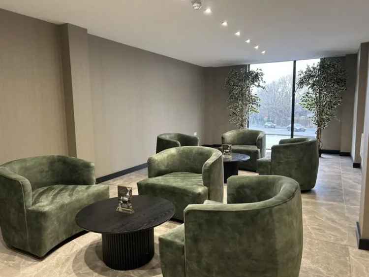 1 Bedroom Flat For Sale - Modern Amenities & Rooftop Terrace