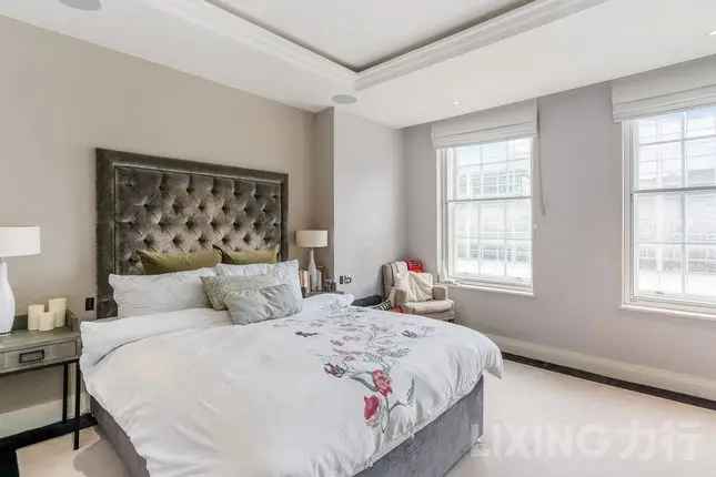 Flat for sale in Eccleston Street, Belgravia SW1W