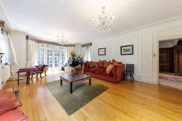 Kingston Hill, Kingston upon Thames, Surrey, KT2 7JH | Property for sale | Savills