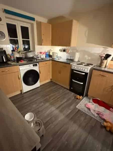 3 Storey House 3 Bedrooms Garden Parking