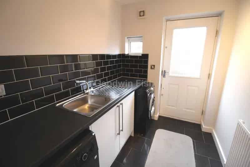 4 Bedroom Mews House to Rent