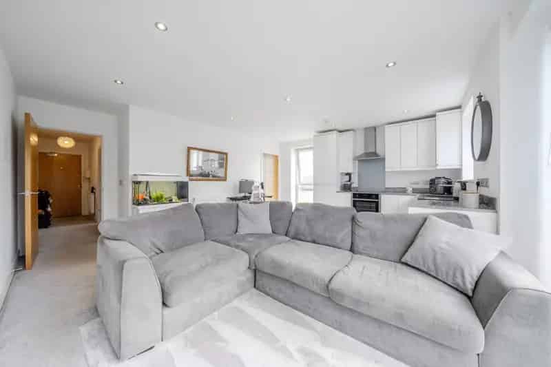 1 bedroom Flat
 For Sale