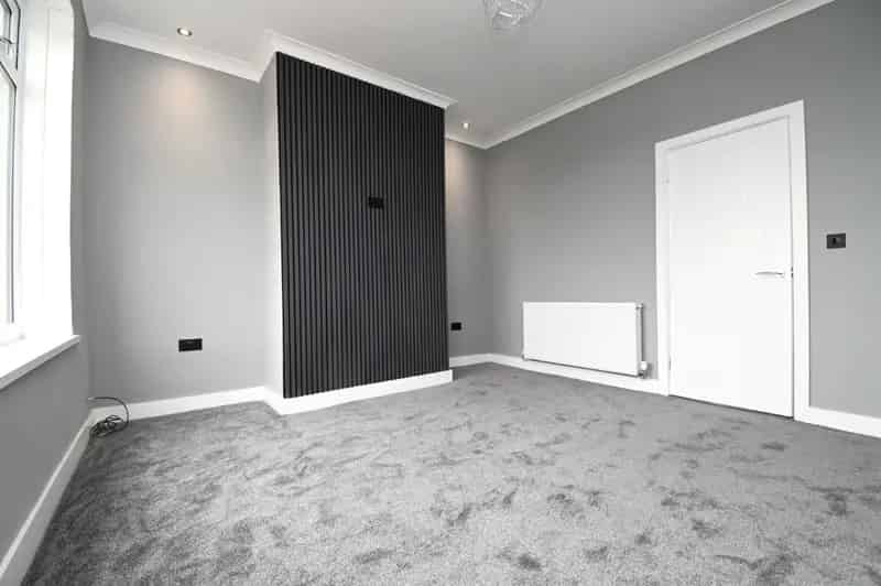 2 Bed House For Sale - Newly Renovated