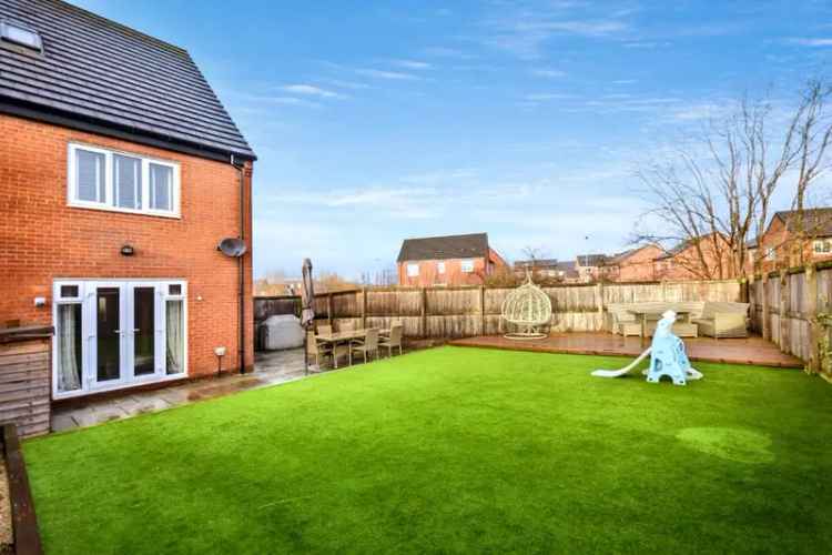 Three Bedroom Semi Detached House WF7 Modern Decor Large Garden