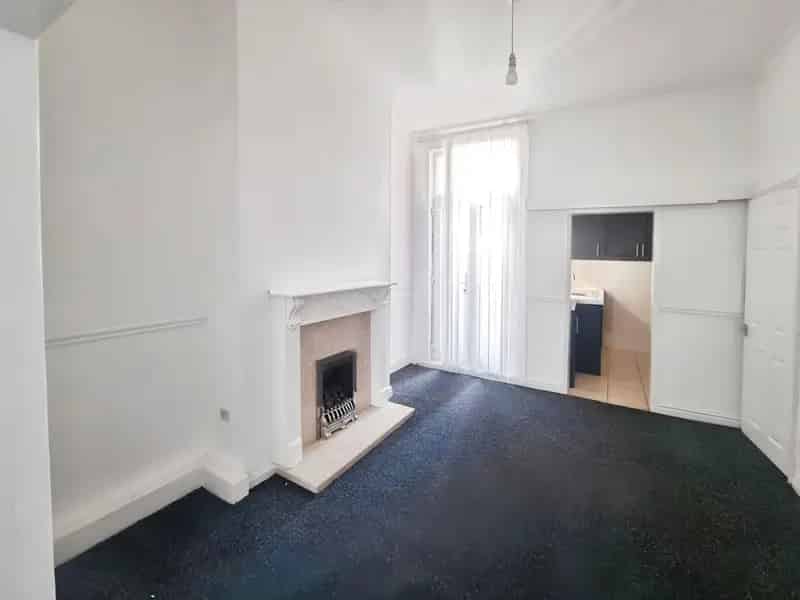 3 Bedroom Mid Terrace House to Rent Liverpool L4