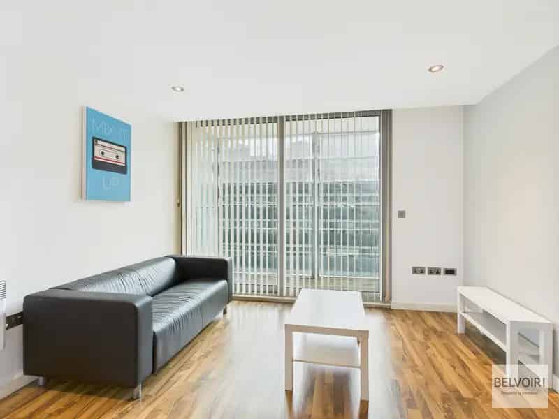 1 Bedroom Apartment House to Rent