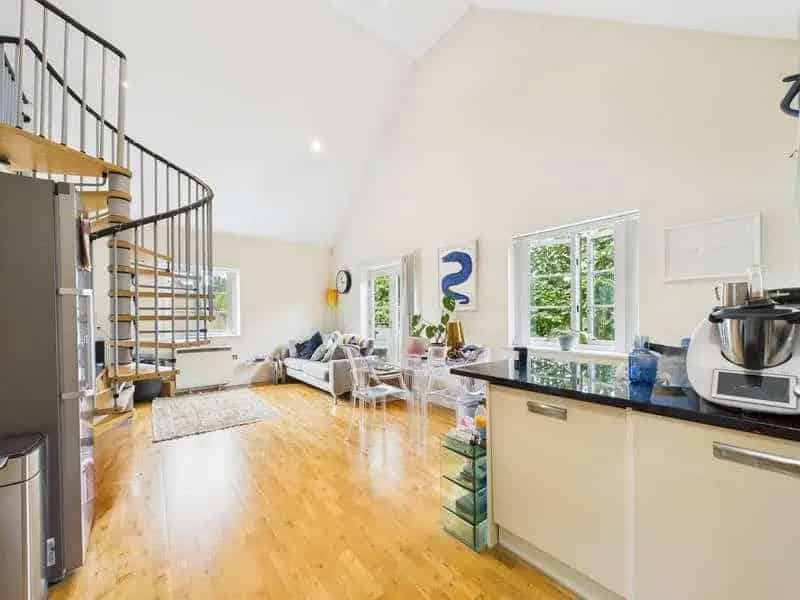 2 Bed Duplex Apartment for Sale in Hitchin Town Centre