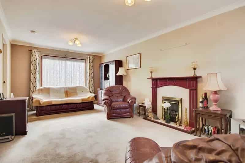 Three Bedroom House in Panshanger