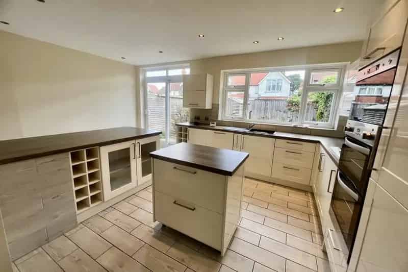 3 Bedroom Semi Detached House Zero Deposit Available