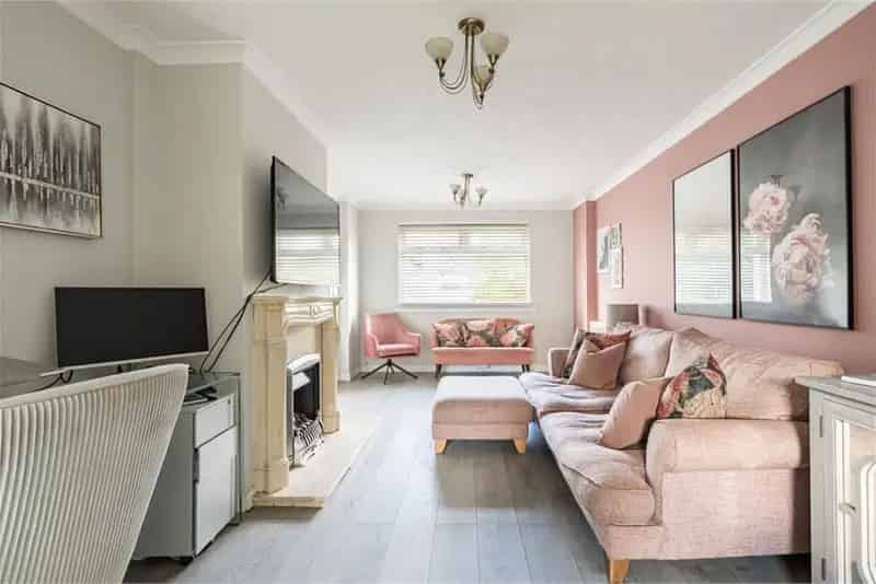 3 Bed House - Terraced with 1 Reception Room
