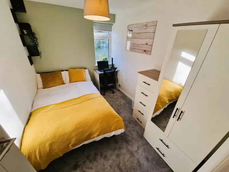 1 Bedroom Flat To Rent Available 12082025