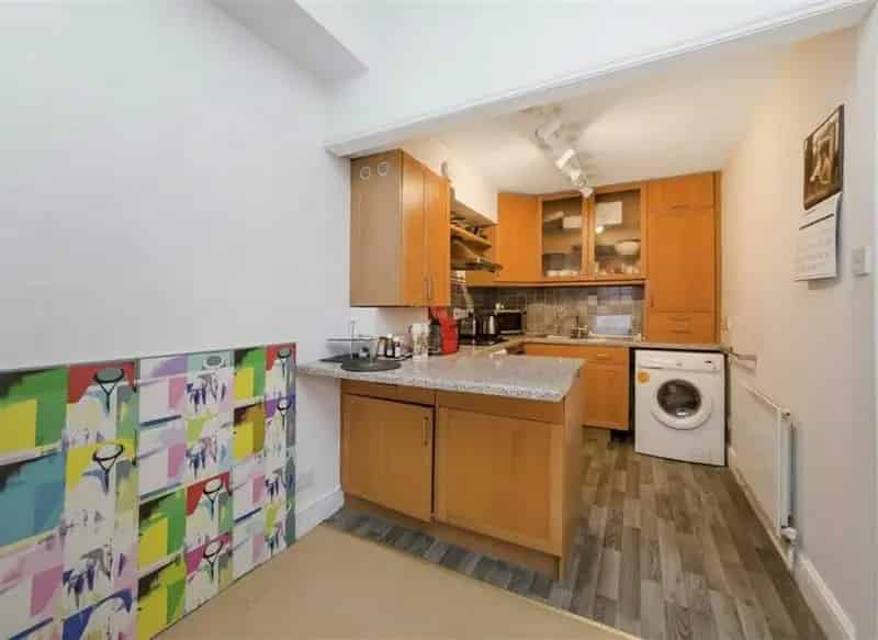 Spacious One Bedroom Apartment near South Kensington Tube