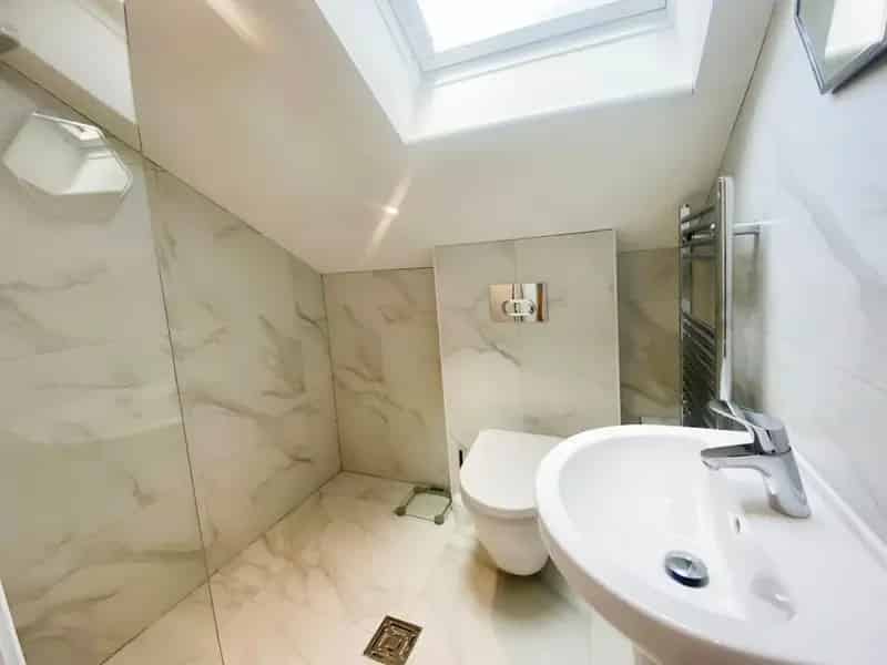 2 Bedroom House To Let July 2025