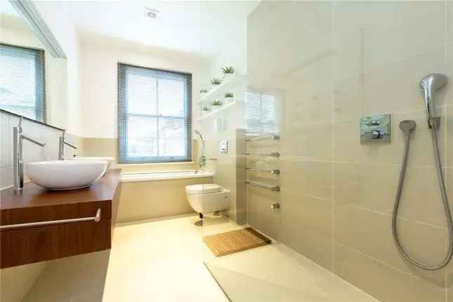 Terraced house to rent in Hamilton Gardens, St John's Wood, London NW8