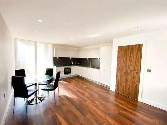 2 Bed 2 Bath Modern Apartment City Centre Buy to Let Investment