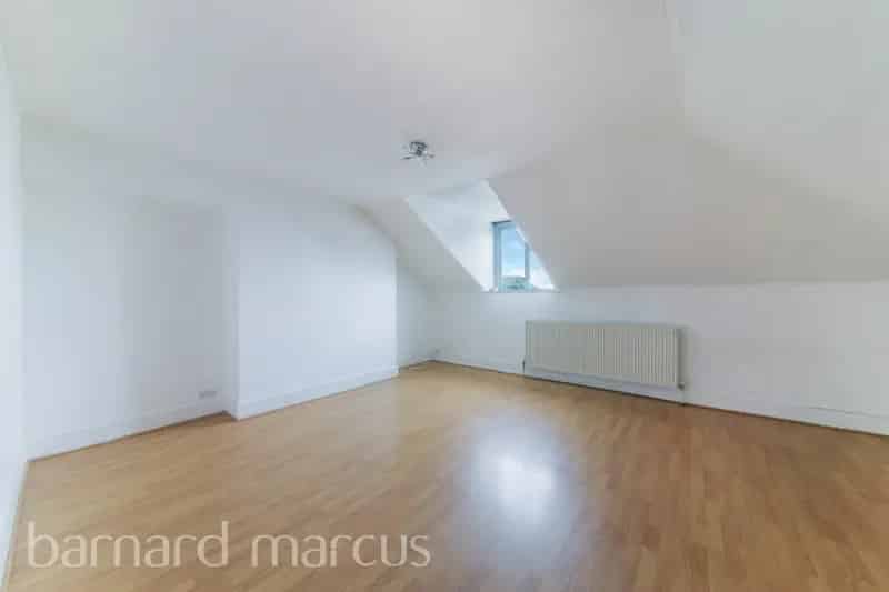 Flat For Sale , London, England