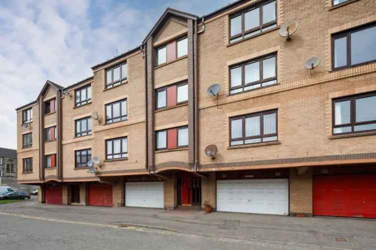 1 Bedroom Flat for Sale Near Queen's Park