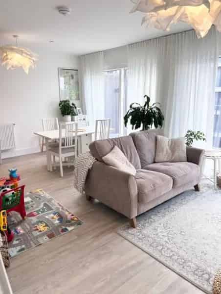 Spacious Double Bedroom Flat near Clapham Common