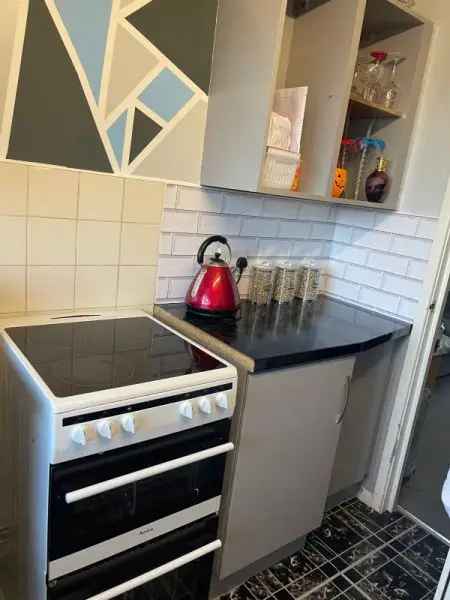 Flat For Rent in Eastbourne, England