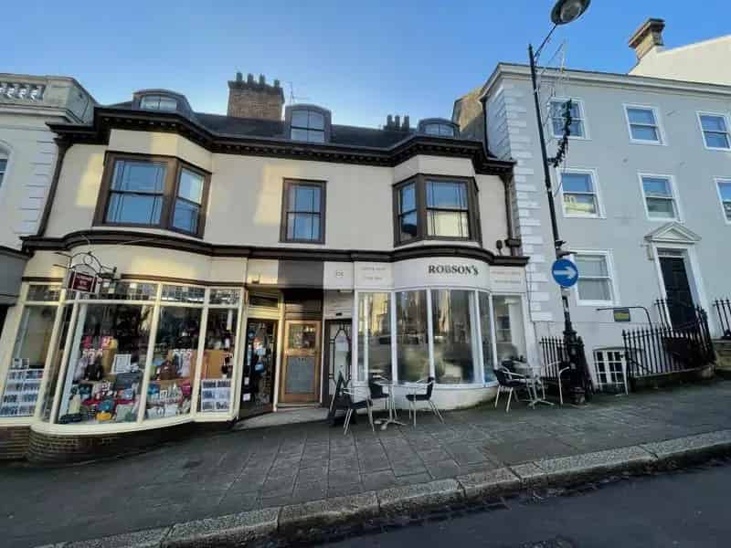 High Street Cafe Premises for Sale