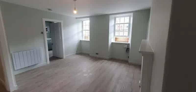 2 Bedroom Flat to Rent Central Scotland