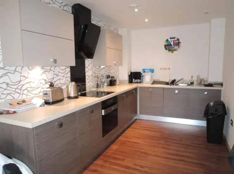 1 Bedroom Flat St Pauls Place Available Late May