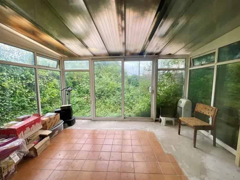 2 Bedroom Ground Floor Flat Private Garden Conservatory