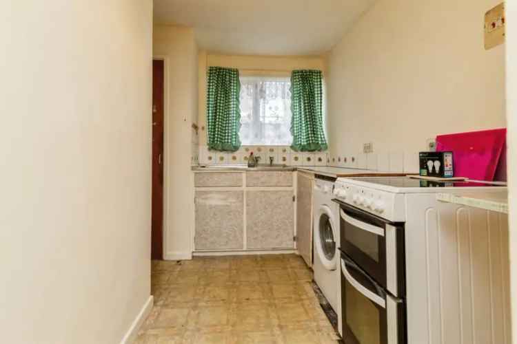 3 Bed House Near Schools and Amenities Large Garden