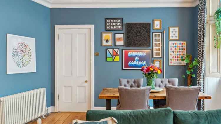 Stylish 2-Bed Garden Flat in Glasgow's Botanics