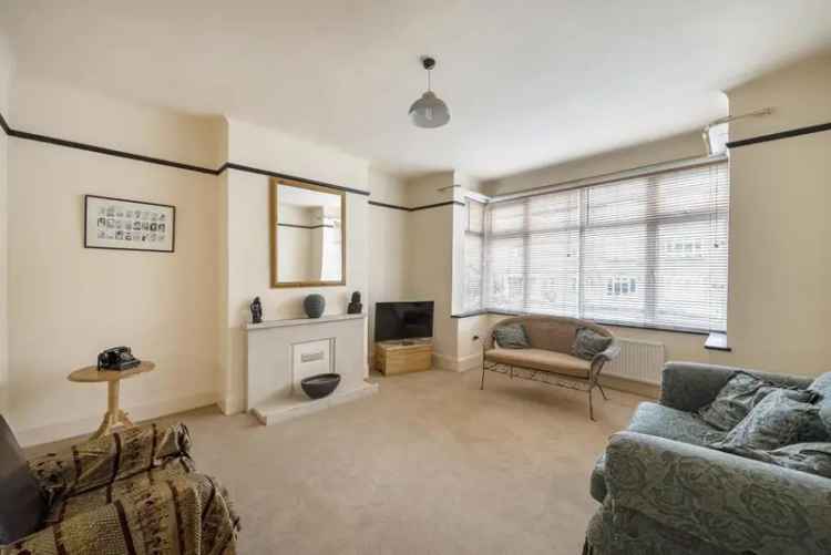 House For Sale in London, England