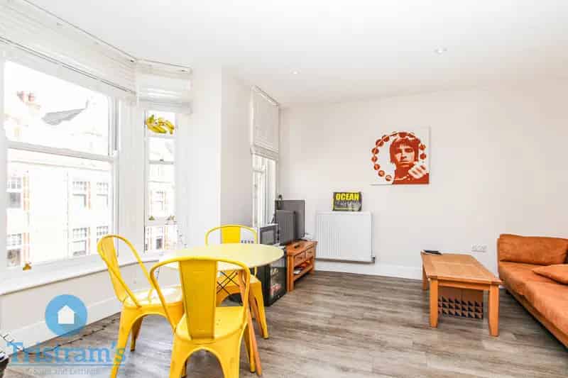 3 Bedroom En-Suite Apartment Students City Centre Bills Included