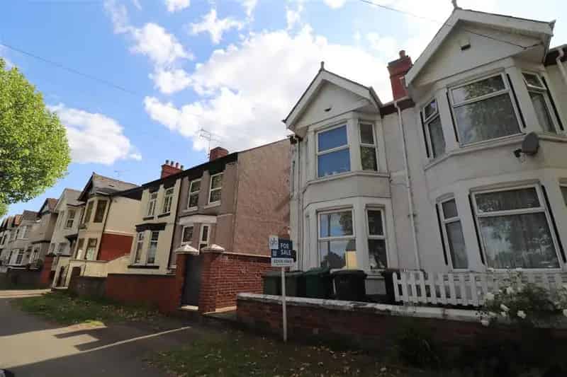 8 Bedroom House Share for Sale