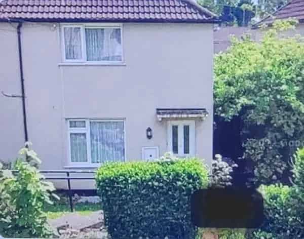 Two Bedroom House with Garden Near Amenities