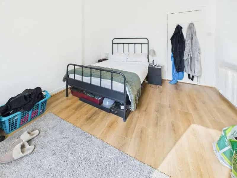 1 Bed Flat for Sale Near Tollcross Park Glasgow