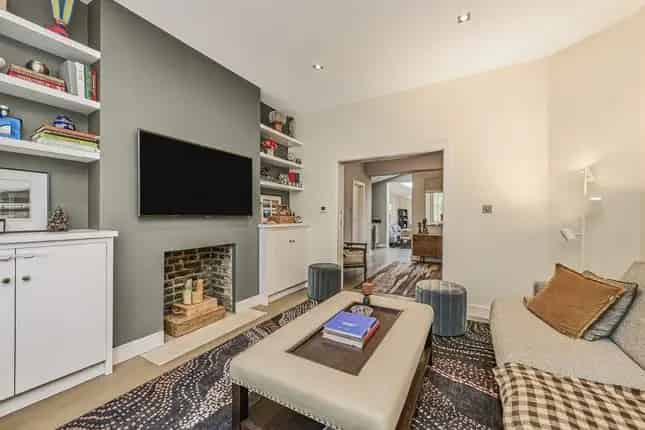 5 Bedroom Victorian House Battersea Park