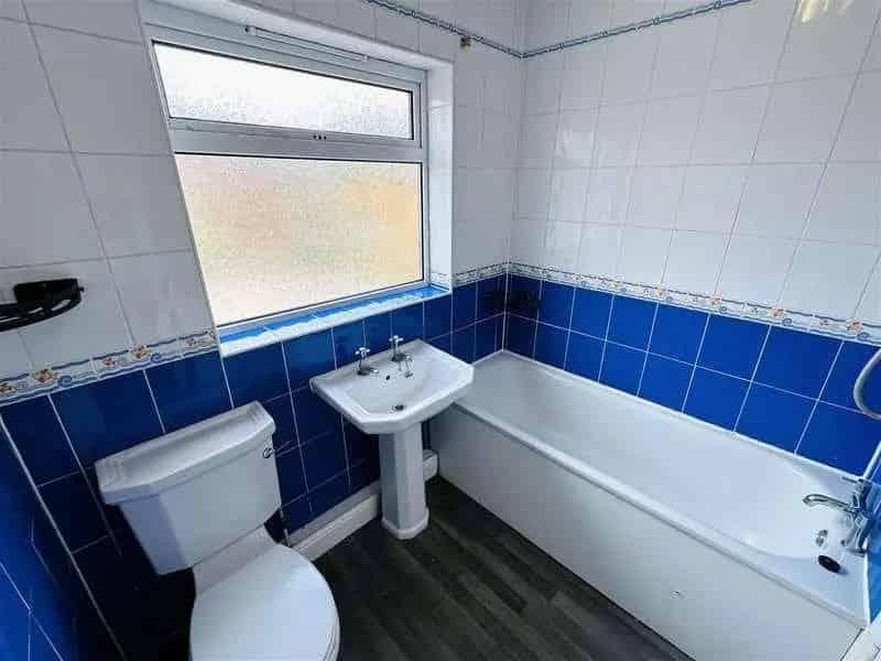 2 Bed House For Sale No Onward Chain