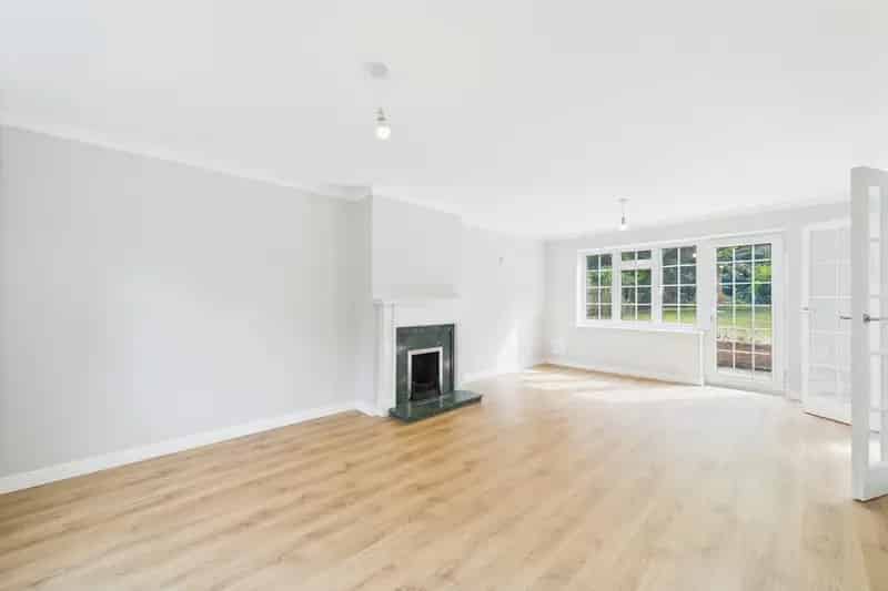 3 Bedroom Detached House for Sale Santon Downham